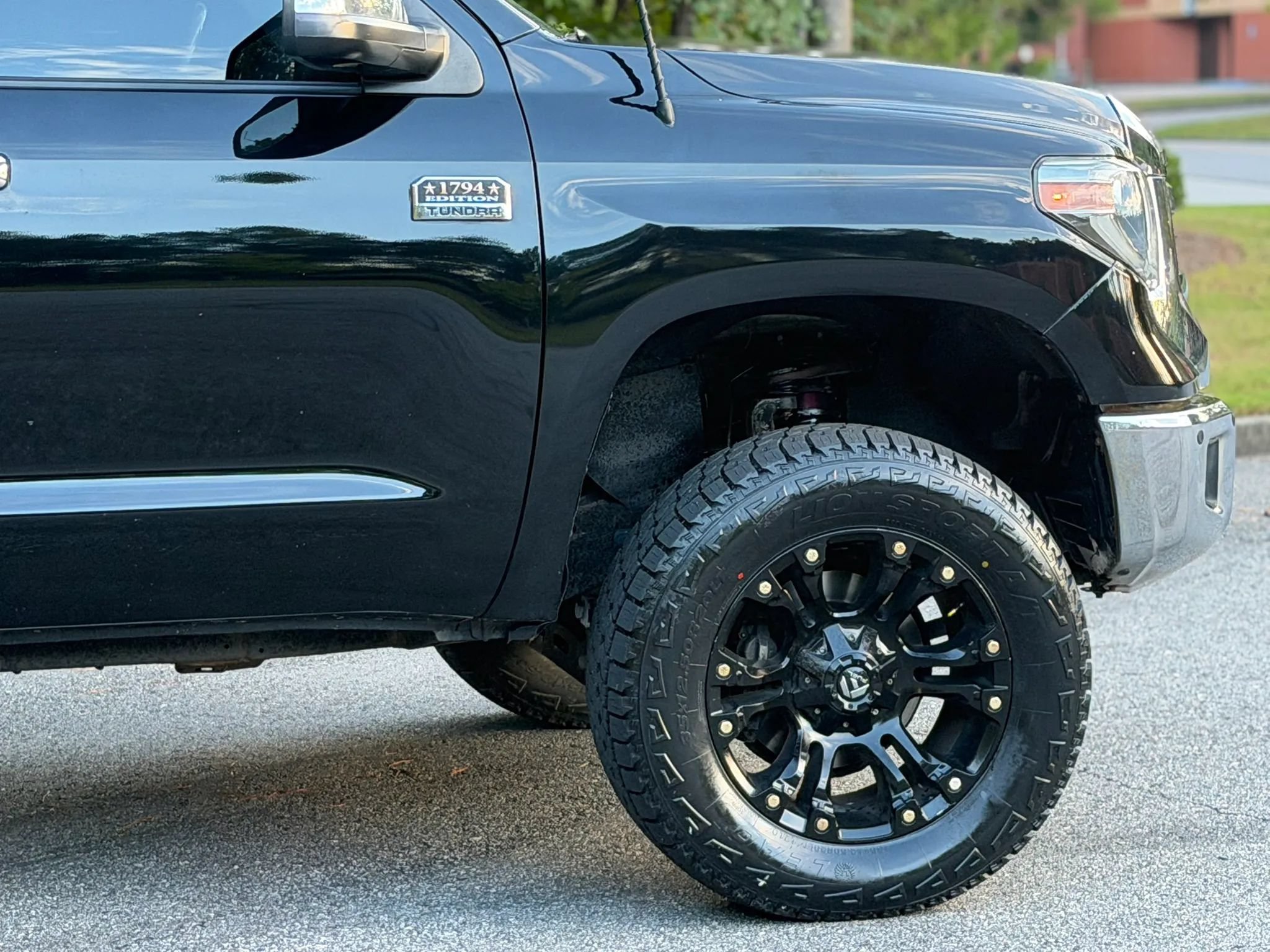 Used 2016 Toyota Tundra 1794 Edition AWD/4WD image 8