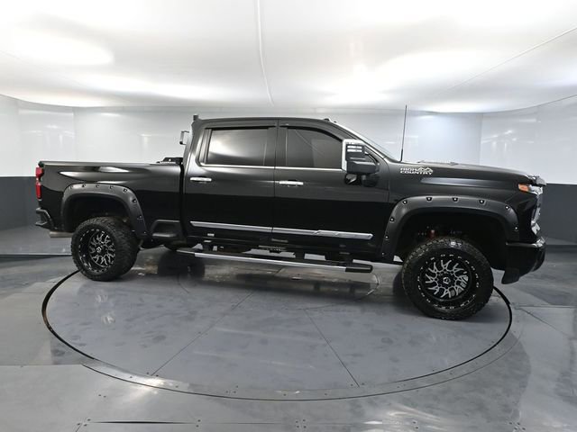 Used 2024 Chevrolet Silverado 3500 High Country w/ Technology Package image 4