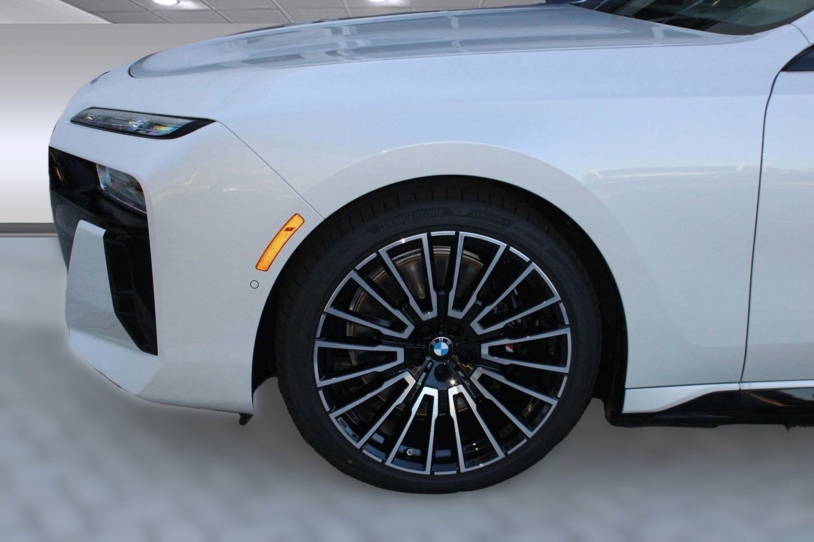Used 2026 BMW i7 eDrive50 RWD image 12