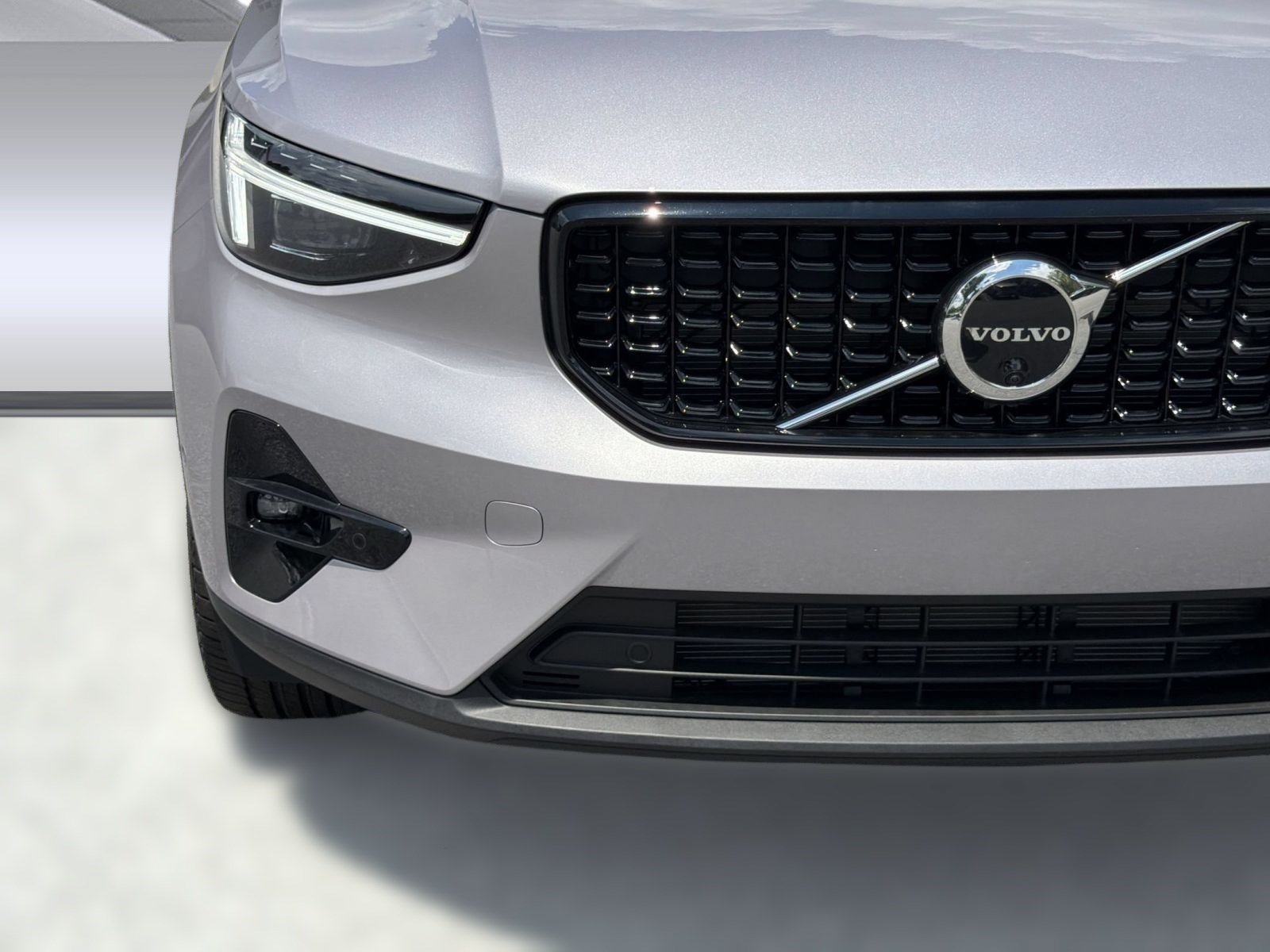 New 2026 Volvo XC40 B5 Plus w/ Climate Package AWD/4WD image 29