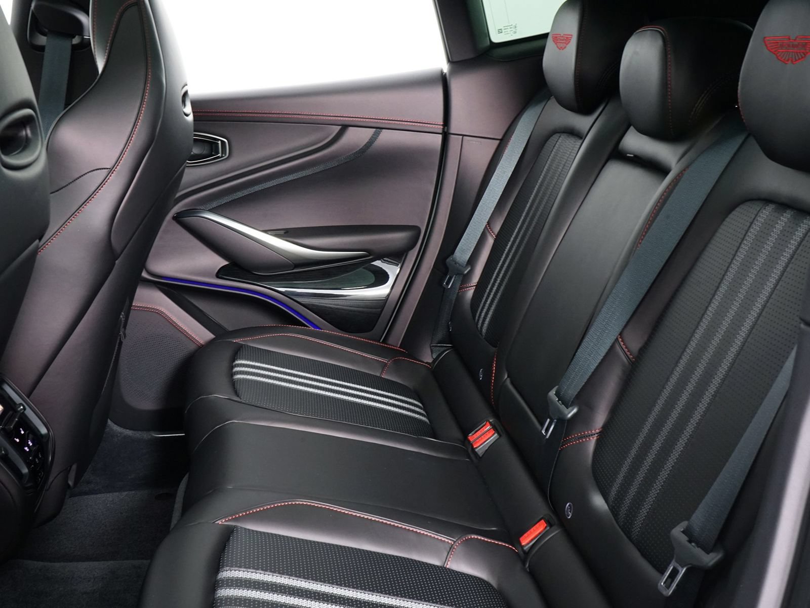 New 2026 Aston Martin DBX 707 AWD/4WD image 27