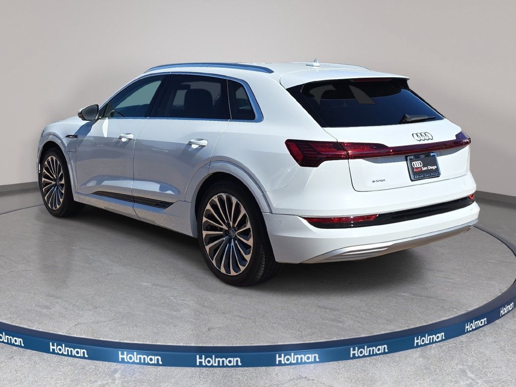 Used 2019 Audi e-tron Prestige w/ Prestige Package AWD/4WD image 8