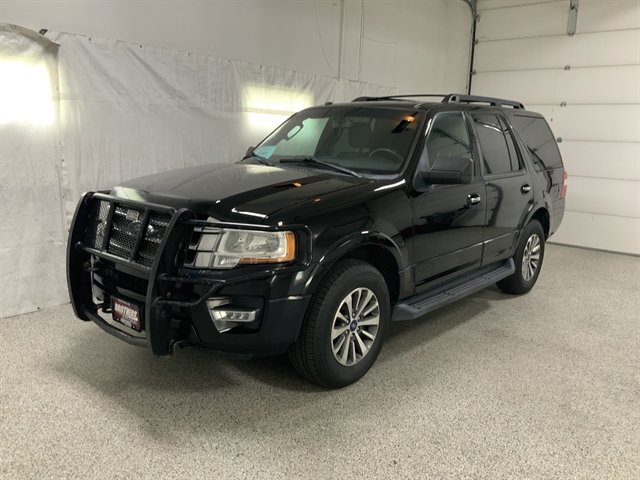 Used 2017 Ford Expedition XLT AWD/4WD image 2