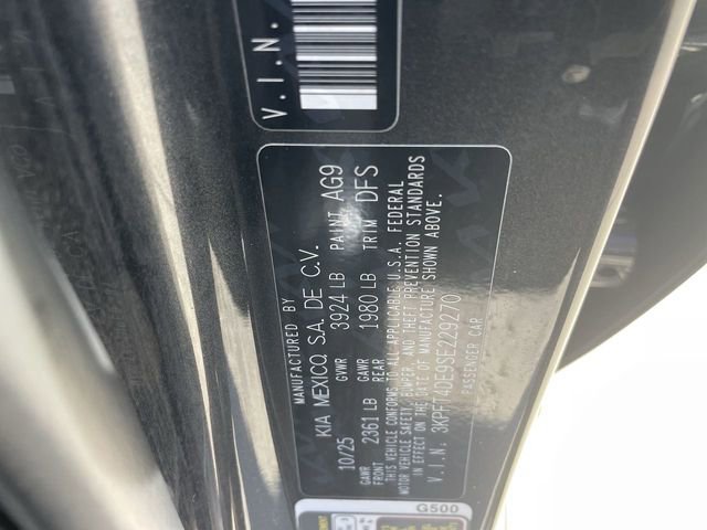 Used 2025 Kia K4 FWD image 32