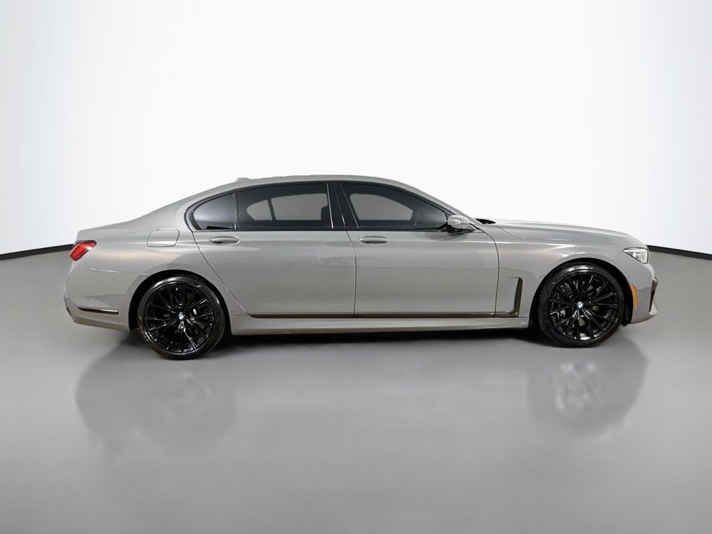 Used 2022 BMW 750i xDrive w/ M Sport Package AWD/4WD image 8