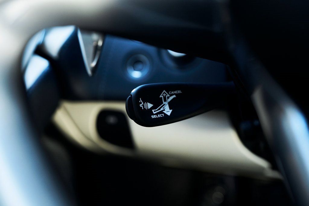 Used 2022 McLaren GT image 50