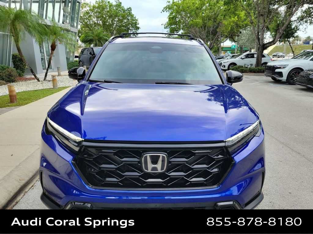 Used 2024 Honda CR-V Sport Touring image 3