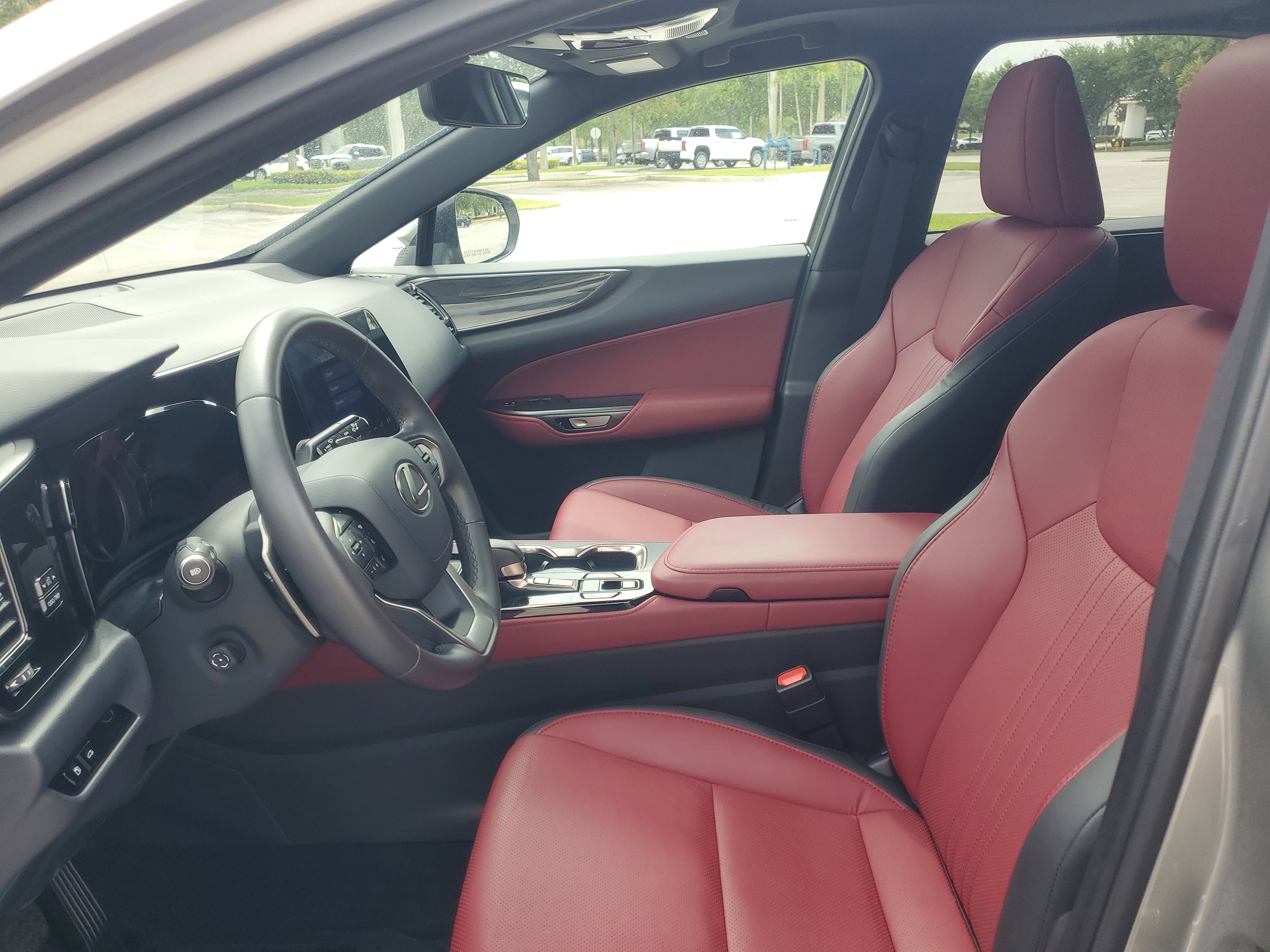 Used 2025 Lexus NX 250 FWD w/ Accessory Package (Z1) image 19