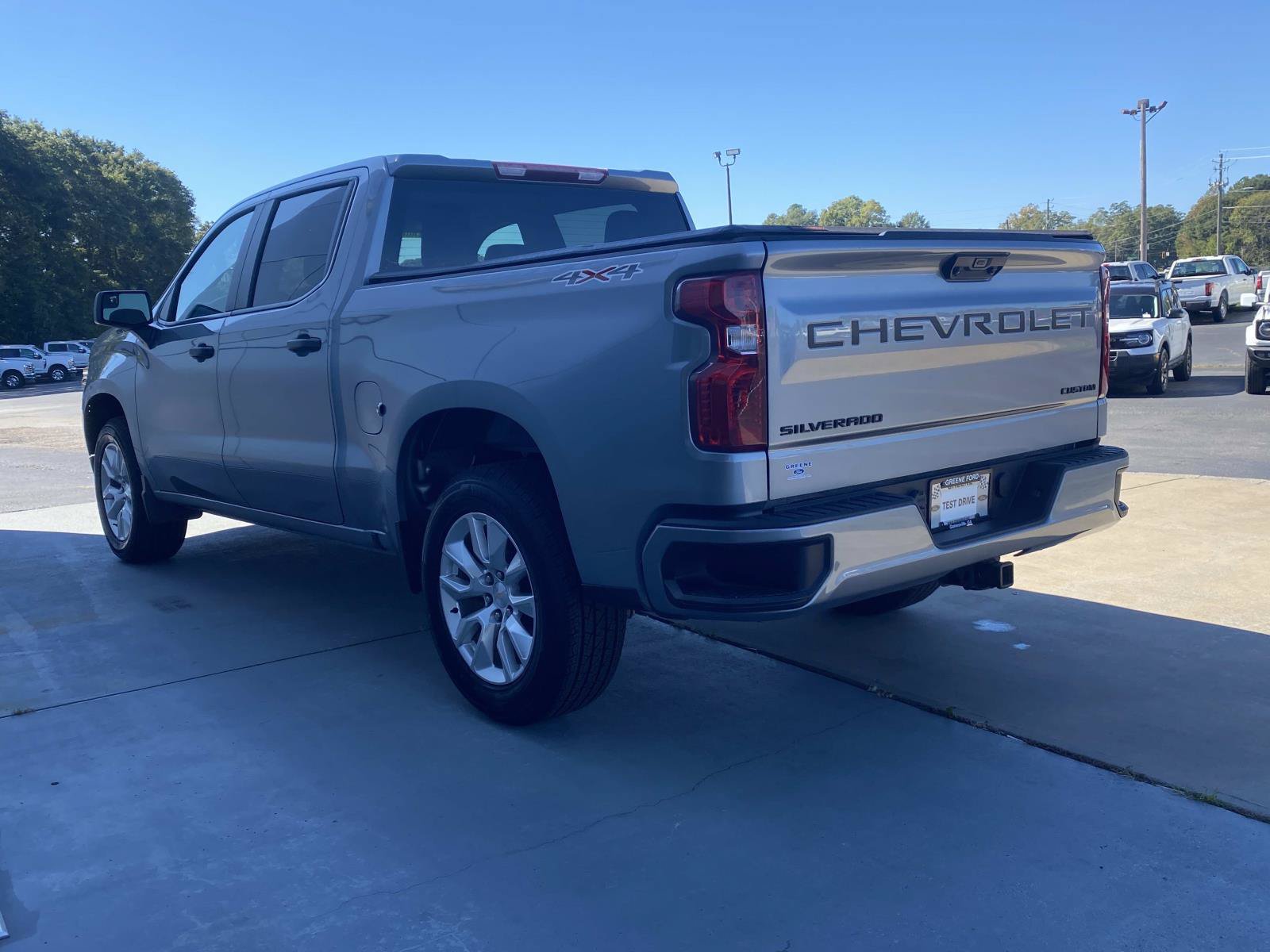 Used 2024 Chevrolet Silverado 1500 Custom w/ LPO, Dark Essentials Package AWD/4WD image 9