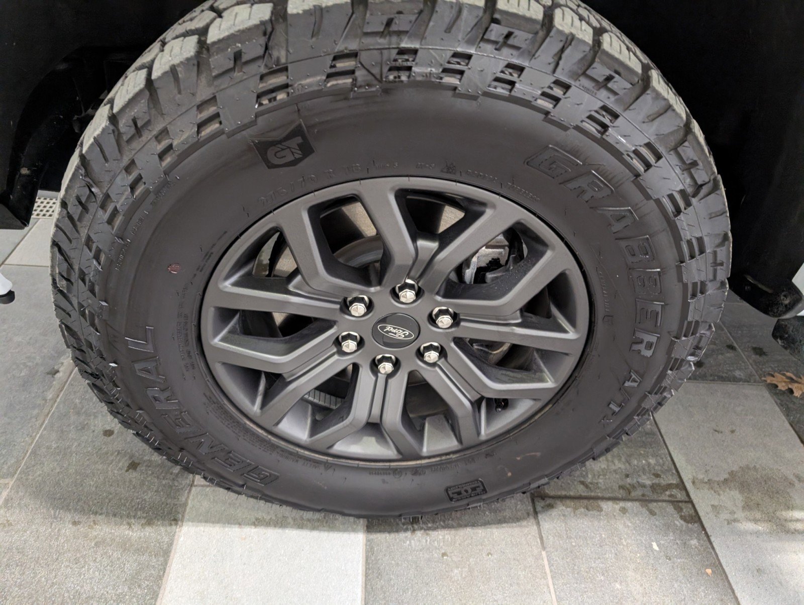 Used 2025 Ford F150 Tremor w/ Bed Utility Package image 8