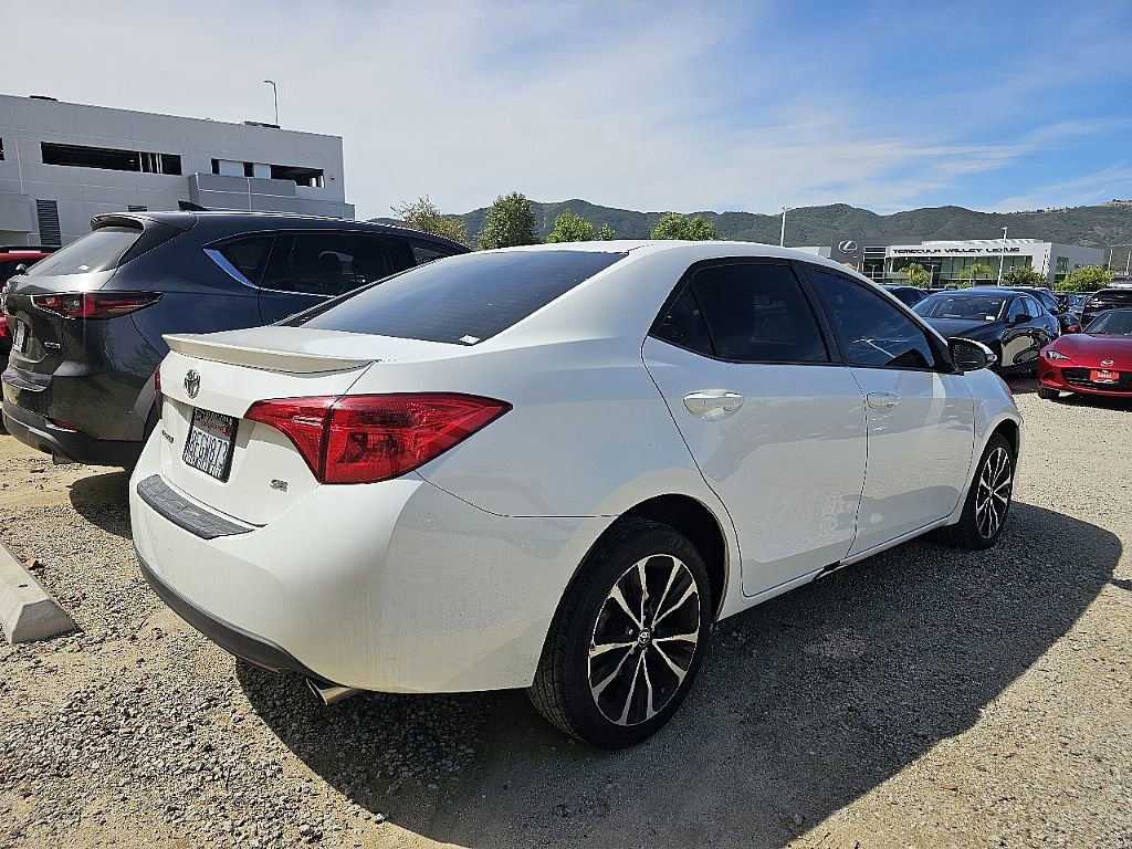 Used 2018 Toyota Corolla SE w/ Protection Package image 11