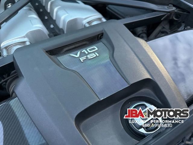 Used 2018 Audi R8 V10 w/ Carbon Exterior Package image 44