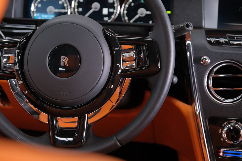 Used 2021 Rolls-Royce Cullinan AWD/4WD image 41