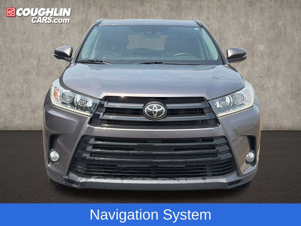 Used 2018 Toyota Highlander SE AWD/4WD image 3