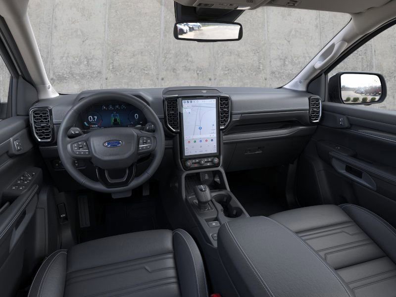 Used 2025 Ford Ranger Lariat w/ FX4 Off-Road Package image 9