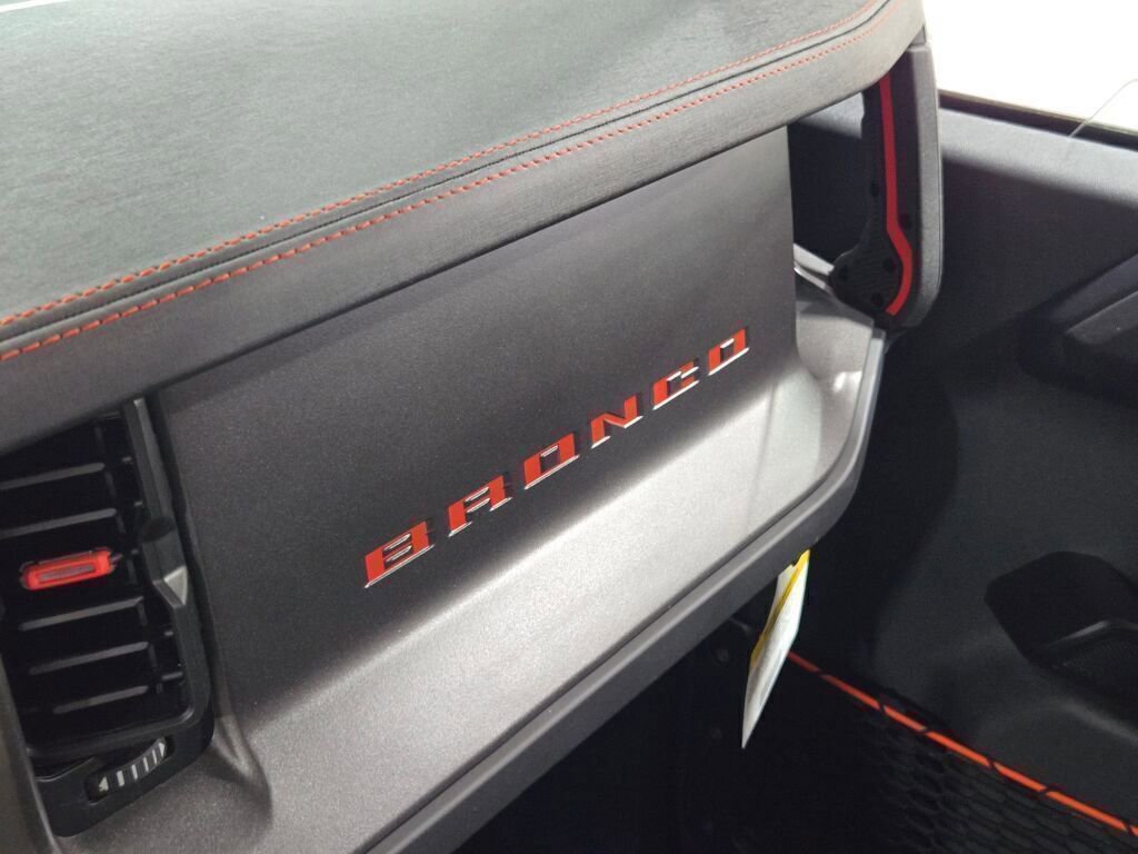New 2025 Ford Bronco Raptor image 24