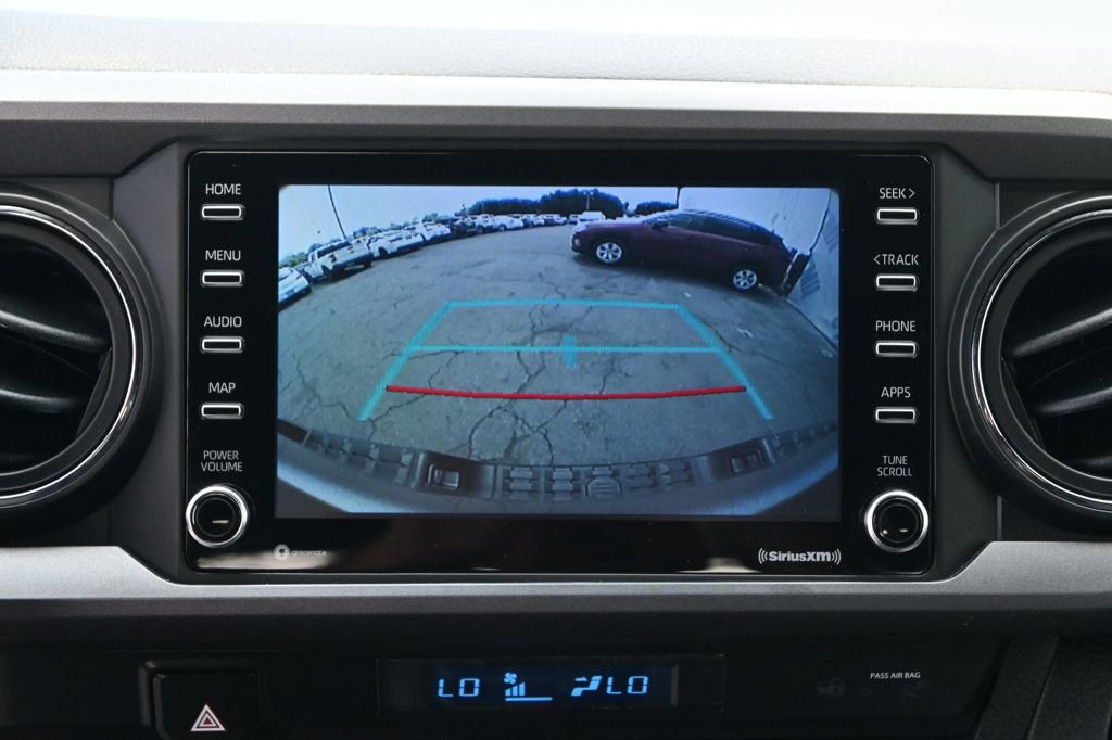 Used 2022 Toyota Tacoma TRD Off-Road image 16