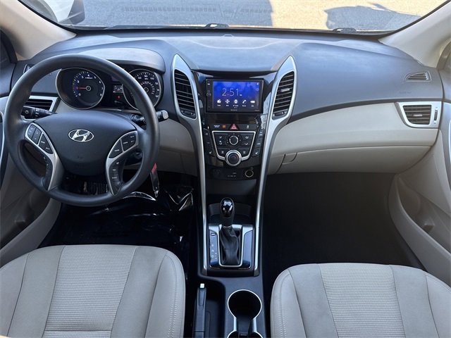 Used 2016 Hyundai Elantra GT image 17