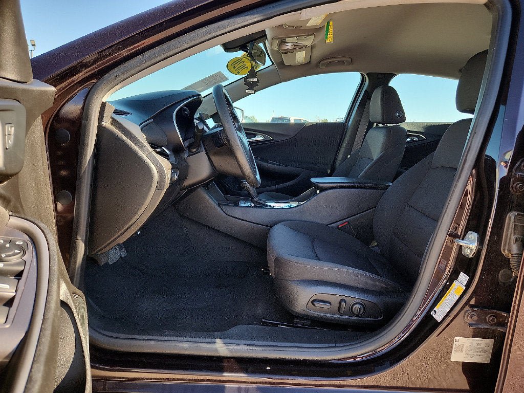 Used 2020 Chevrolet Malibu LS FWD image 20