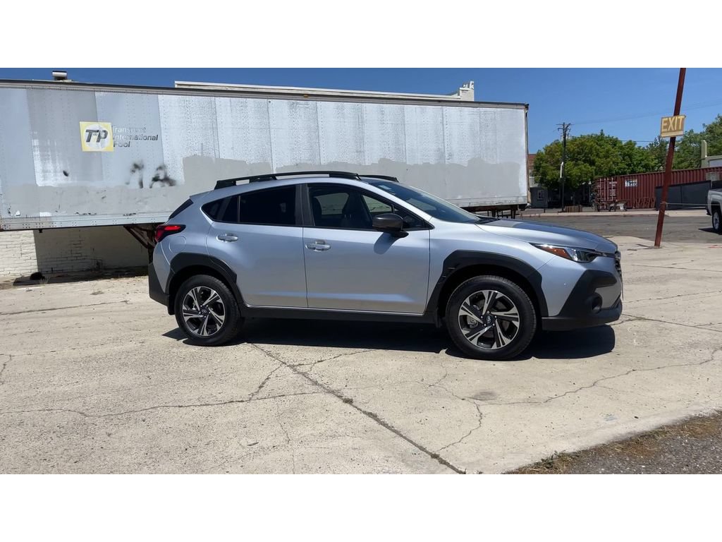 Used 2025 Subaru Crosstrek 2.0i Premium AWD/4WD image 4
