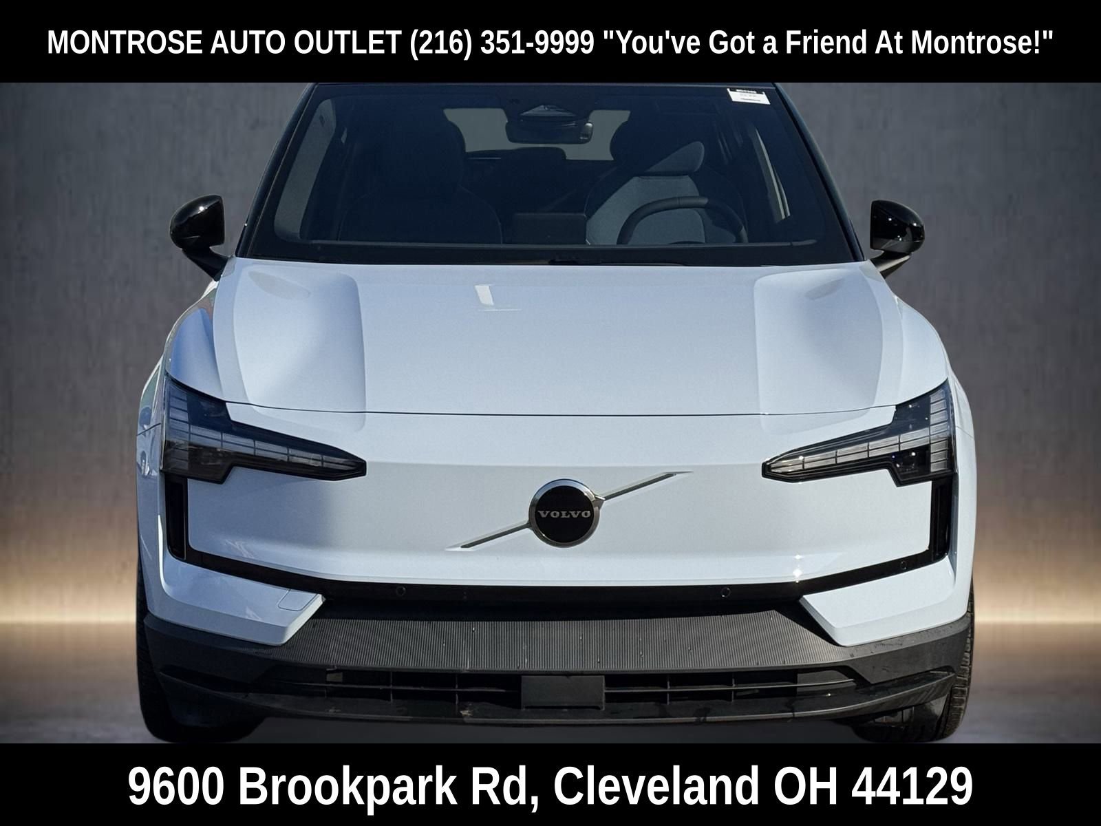 New 2025 Volvo EX30 Plus w/ Protection Package Premier image 8