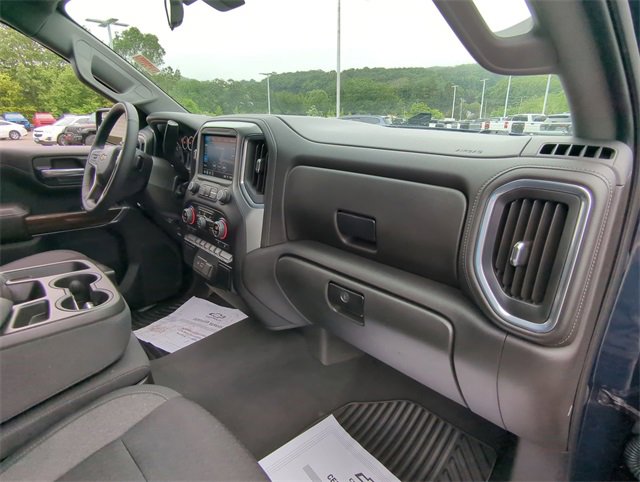 Used 2022 Chevrolet Silverado 1500 LT image 28