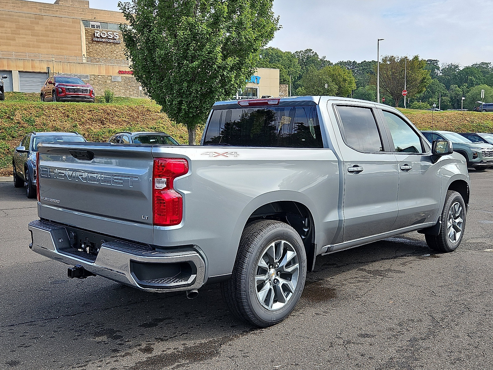 New 2026 Chevrolet Silverado 1500 LT image 4