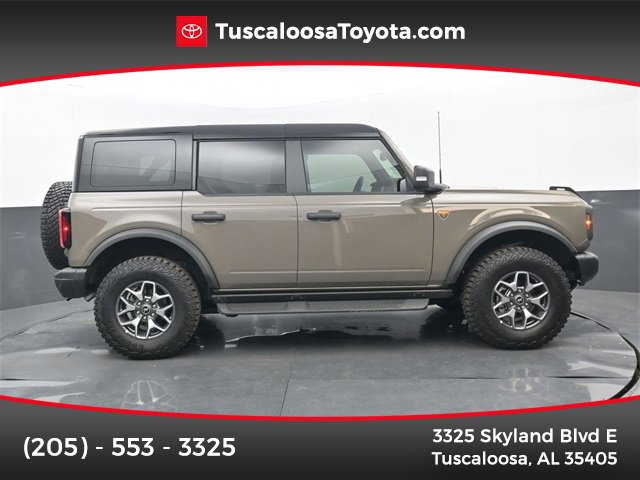 Used 2025 Ford Bronco Badlands image 1