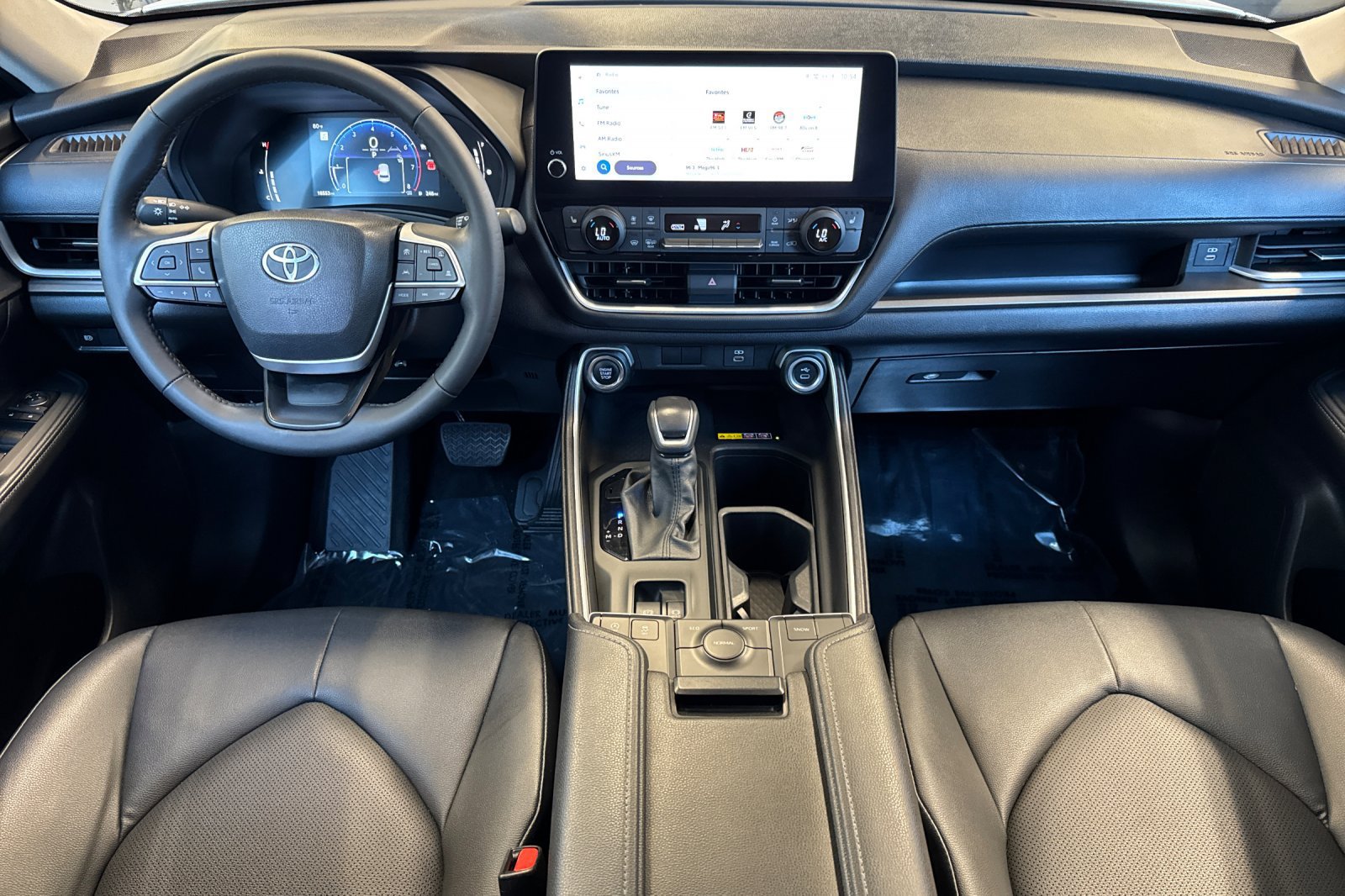Certified 2024 Toyota Grand Highlander FWD image 18