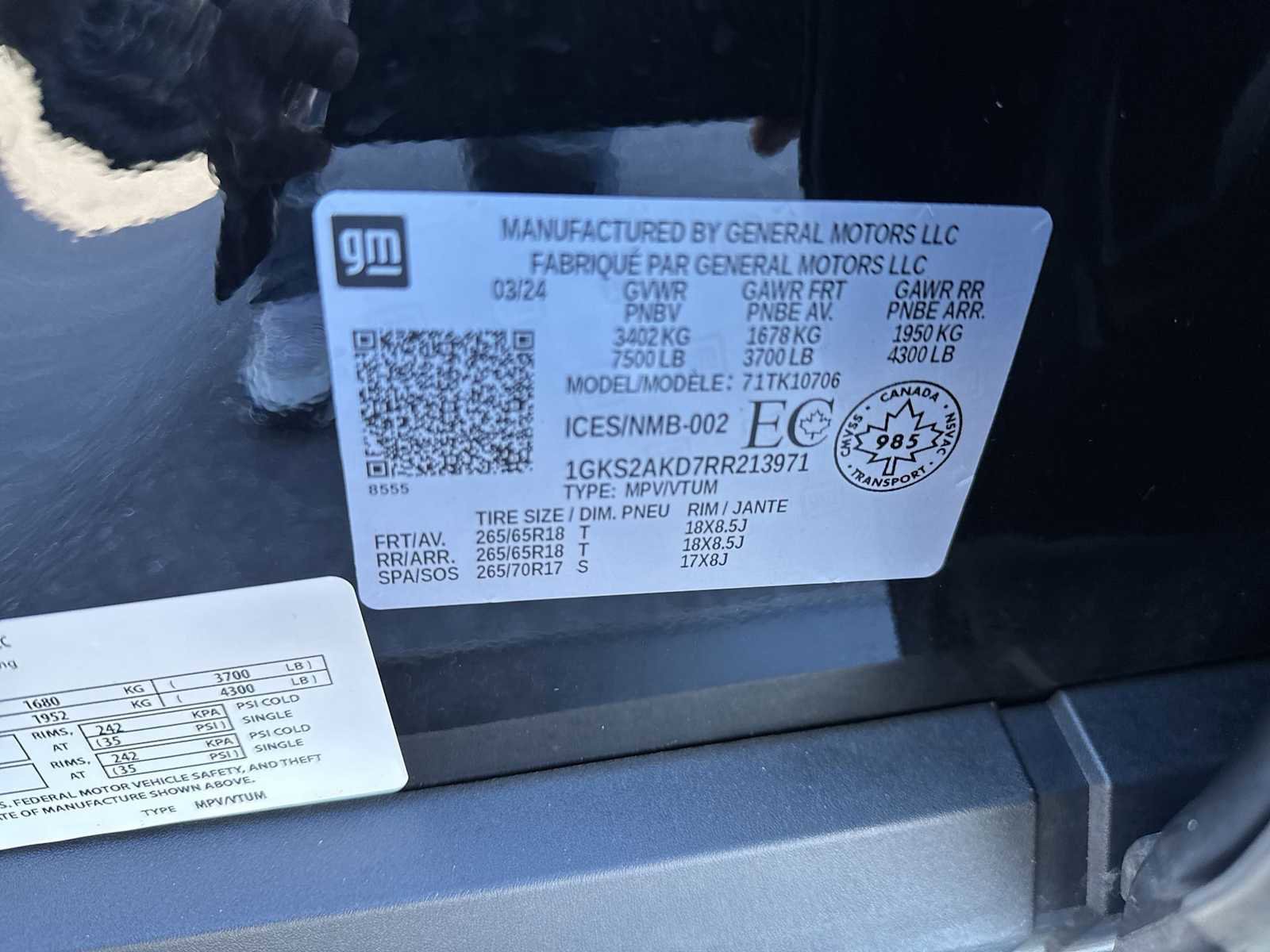 Used 2024 GMC Yukon SLE AWD/4WD image 45