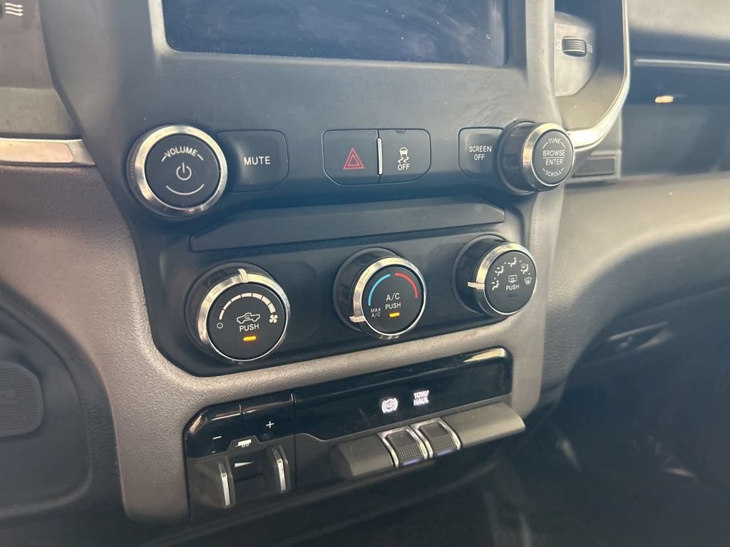 Certified 2024 RAM 2500 Big Horn AWD/4WD image 42