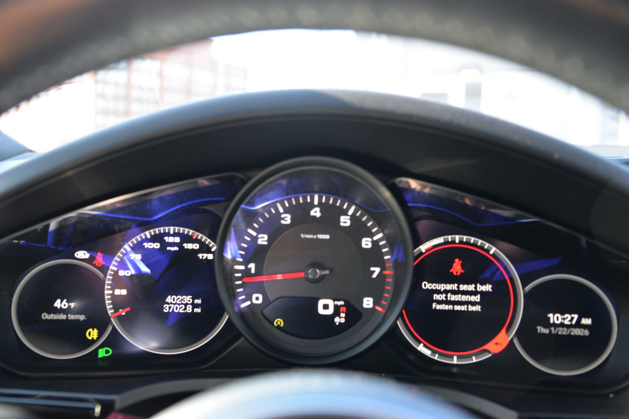 Certified 2023 Porsche Cayenne Platinum Edition image 18