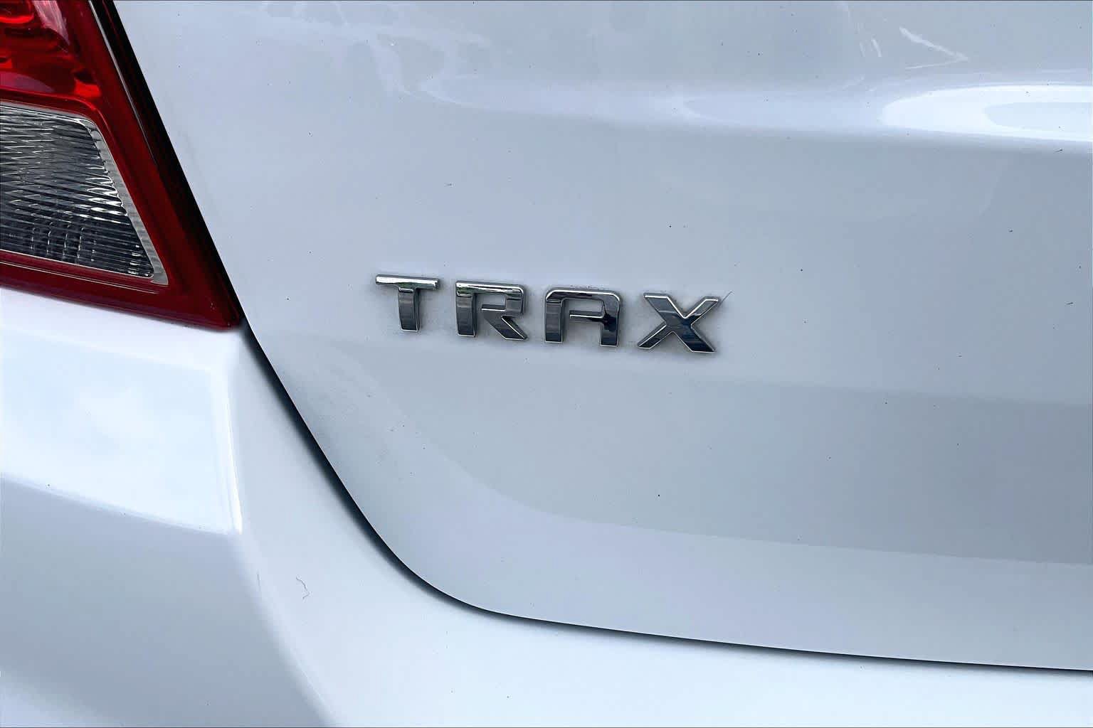 Used 2019 Chevrolet Trax LT w/ LT Convenience Package FWD image 10