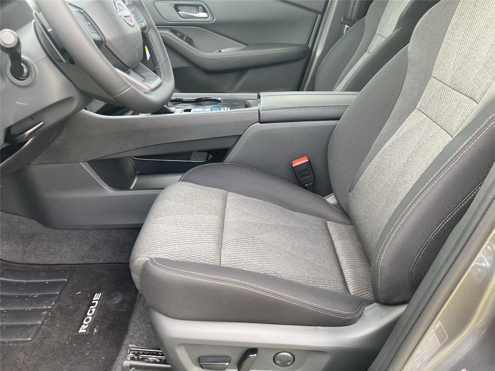 New 2026 Nissan Rogue SV image 24