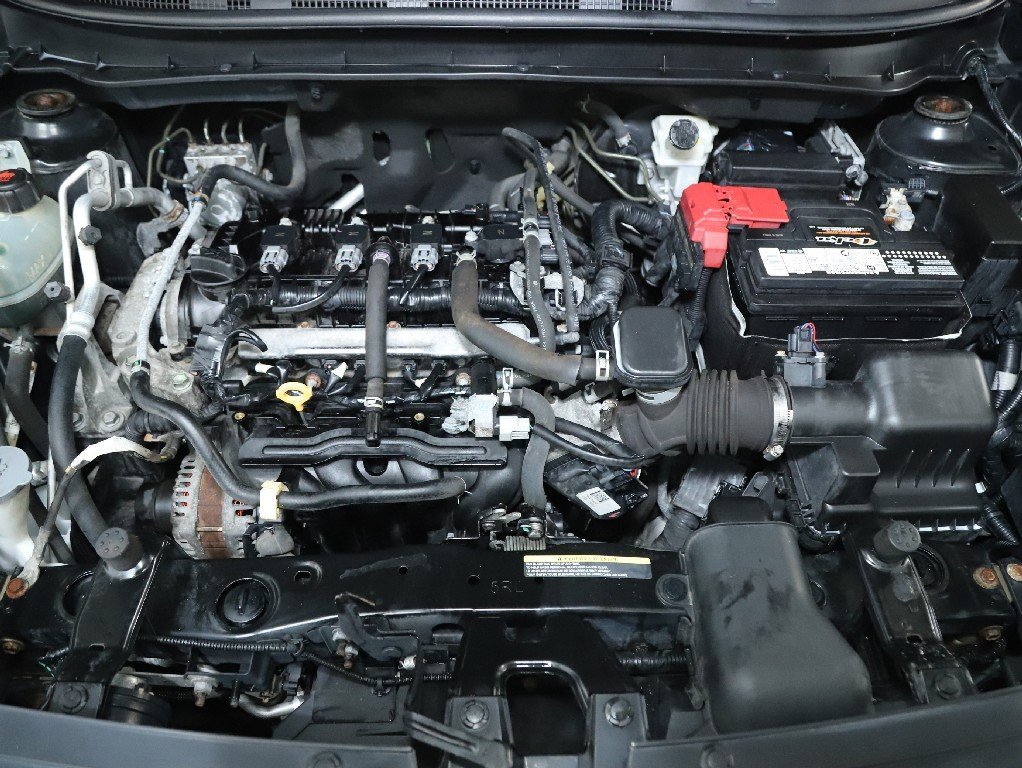 Used 2019 Nissan Kicks S image 34