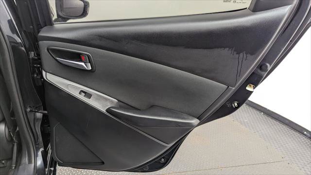 Used 2018 Toyota Yaris iA FWD image 19