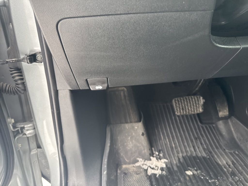 Certified 2025 Chevrolet Equinox LT w/ Safety and Technology Package image 12