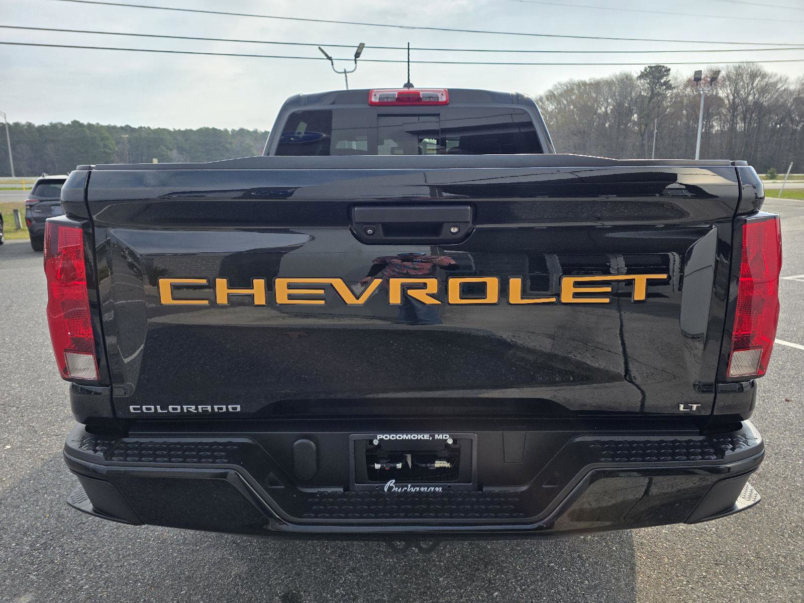 Used 2023 Chevrolet Colorado LT w/ LT Convenience Package II image 6
