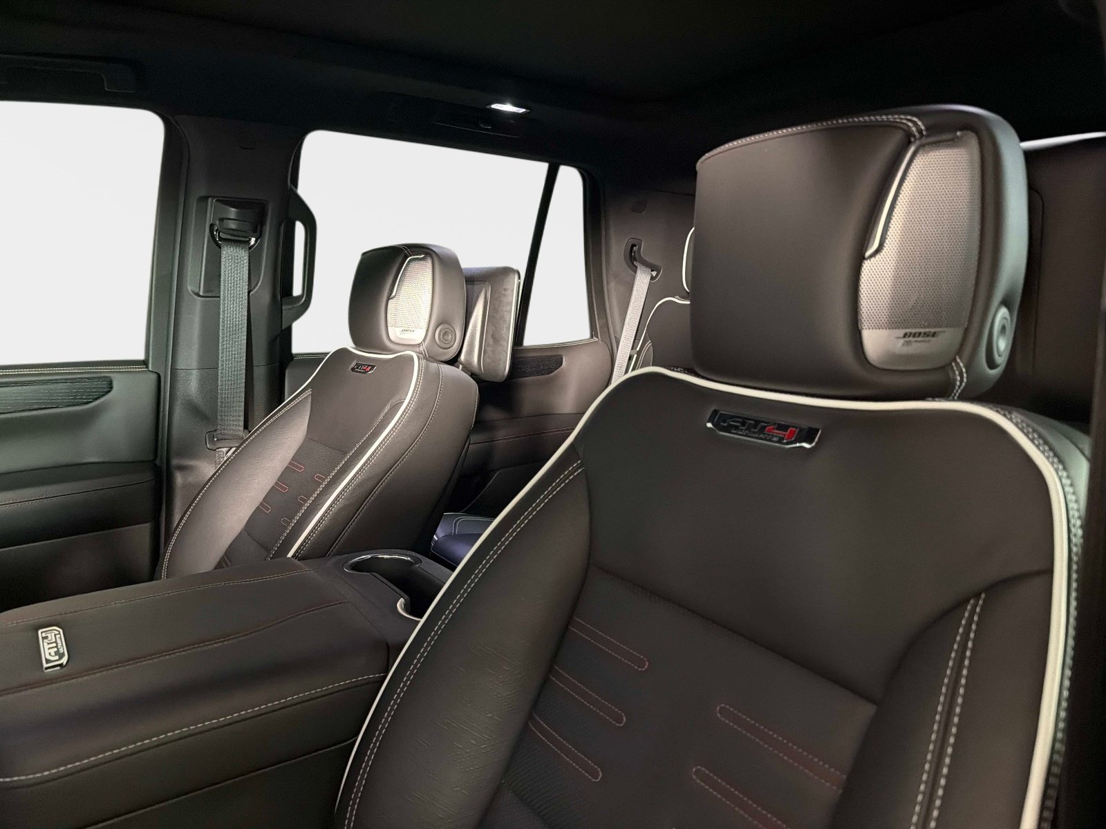 Used 2026 GMC Yukon AT4 Ultimate AWD/4WD image 43