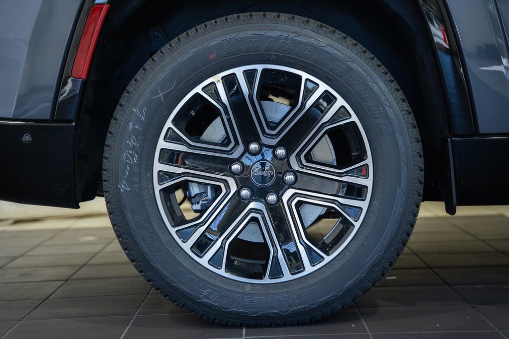 New 2026 Jeep Grand Wagoneer L 4WD image 20