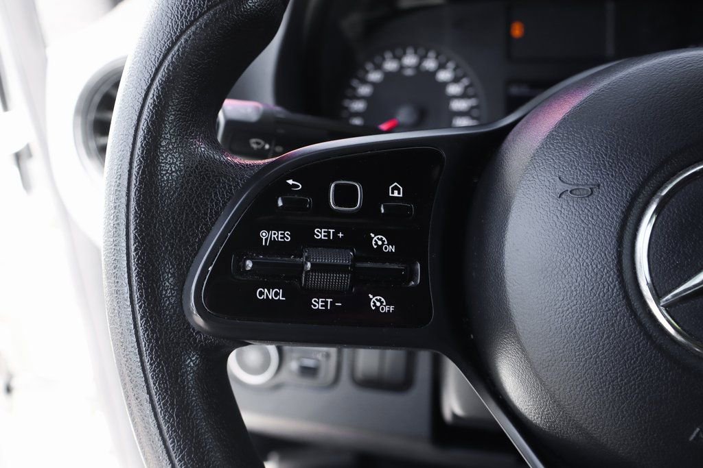Used 2021 Mercedes-Benz Sprinter 1500 image 22
