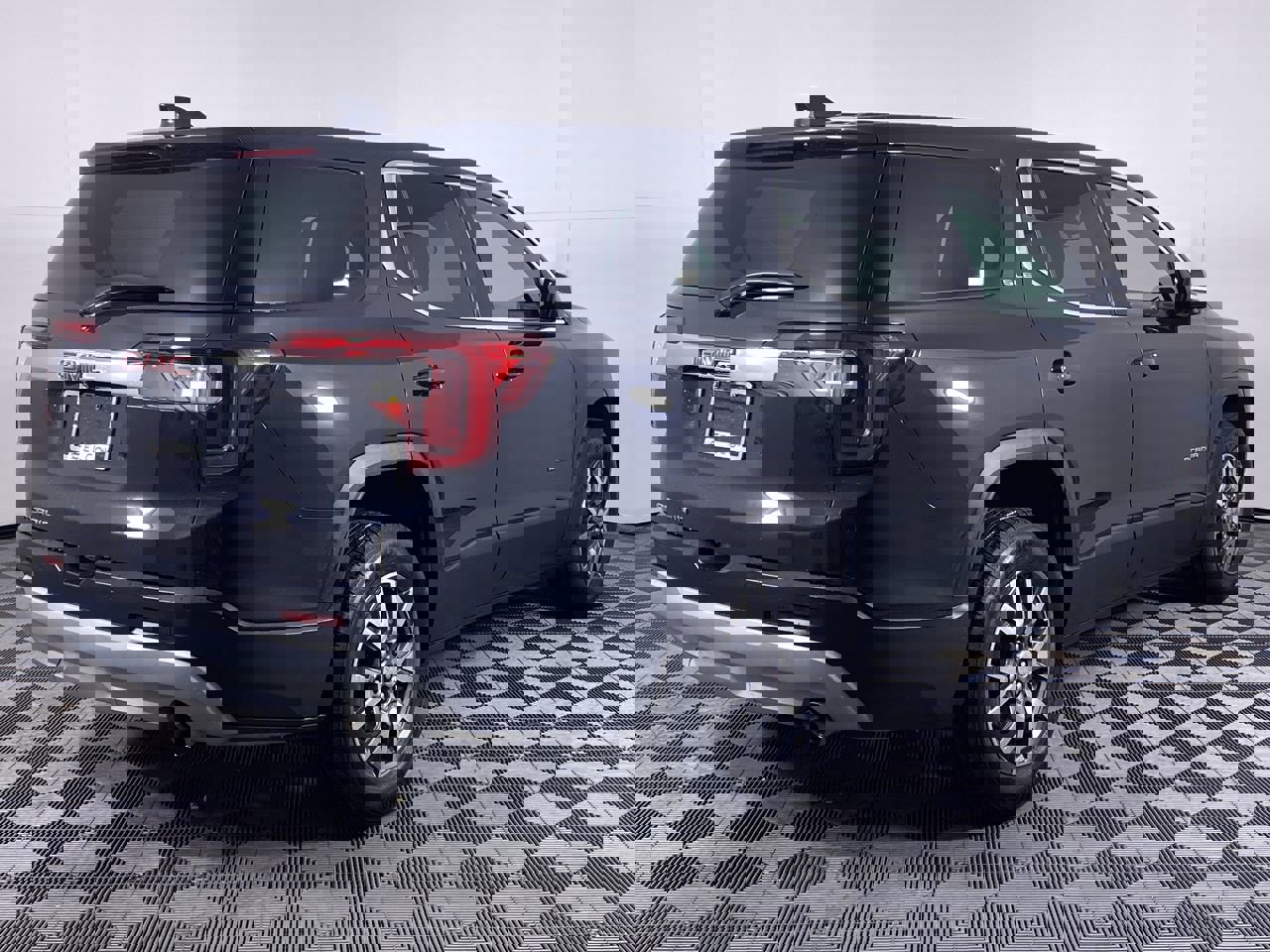 Certified 2020 GMC Acadia SLE image 18