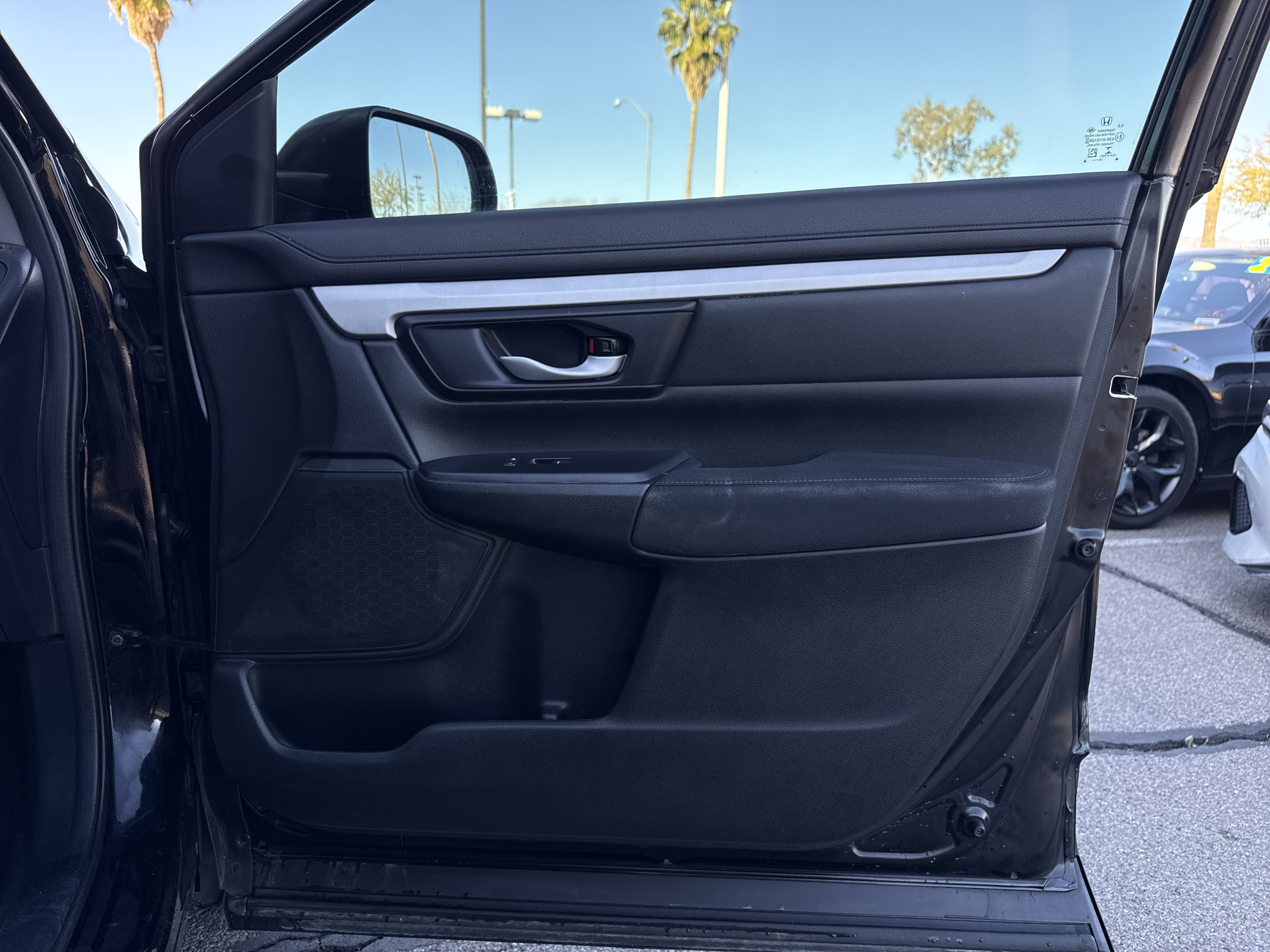 Used 2019 Honda CR-V LX image 30