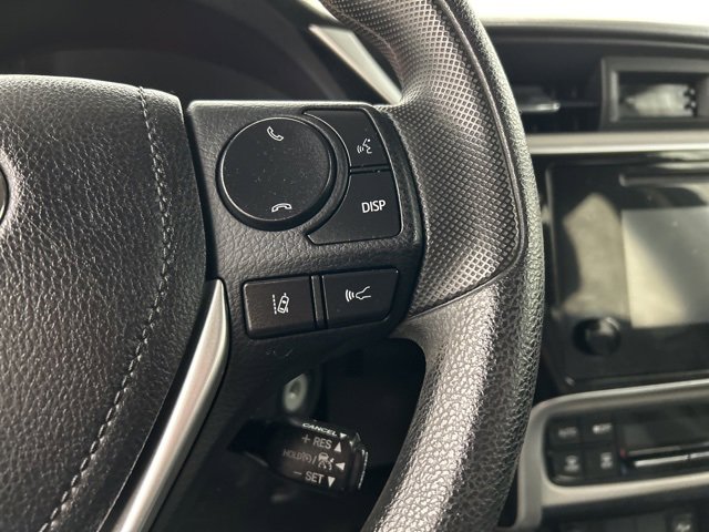 Used 2018 Toyota Corolla LE image 9