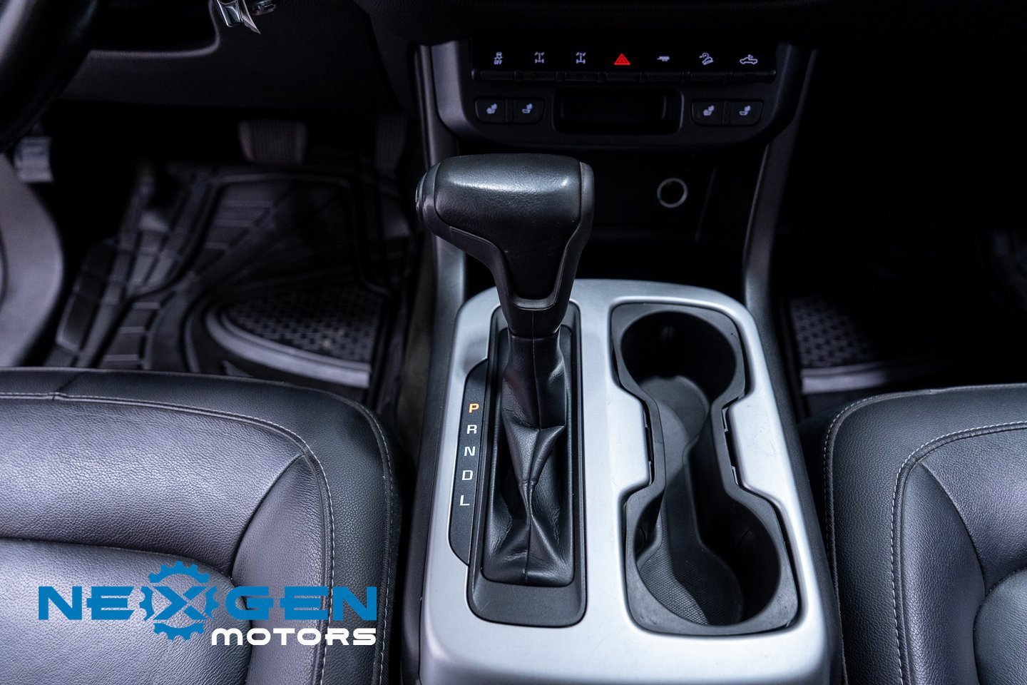 Used 2018 Chevrolet Colorado ZR2 image 16