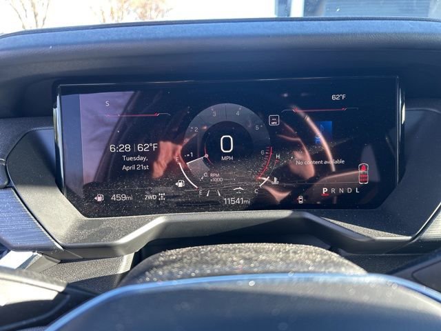 Used 2025 GMC Acadia Elevation image 8