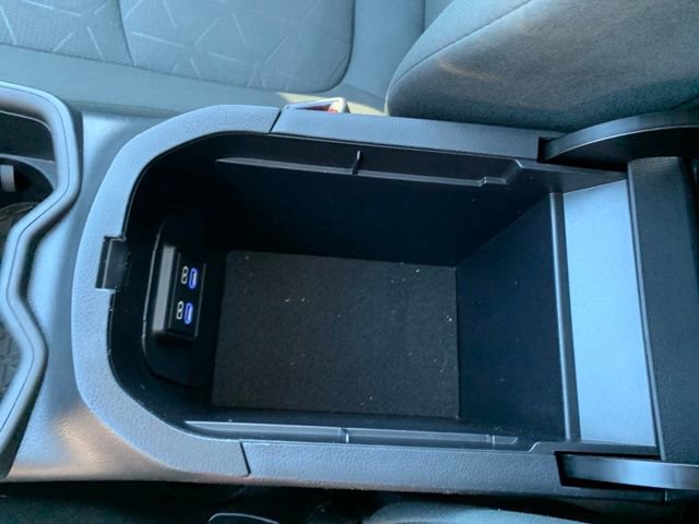 Used 2022 Toyota RAV4 XLE w/ Convenience Package image 29