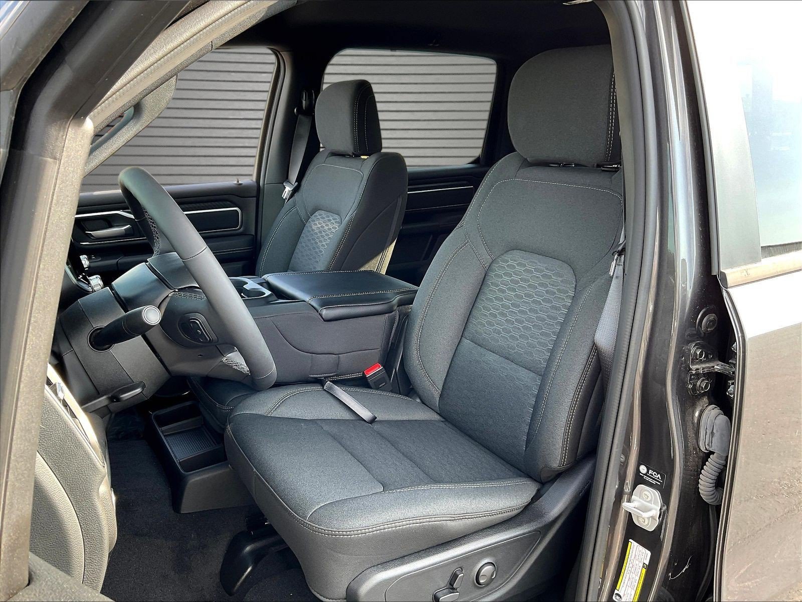 New 2026 RAM 1500 Big Horn AWD/4WD image 9