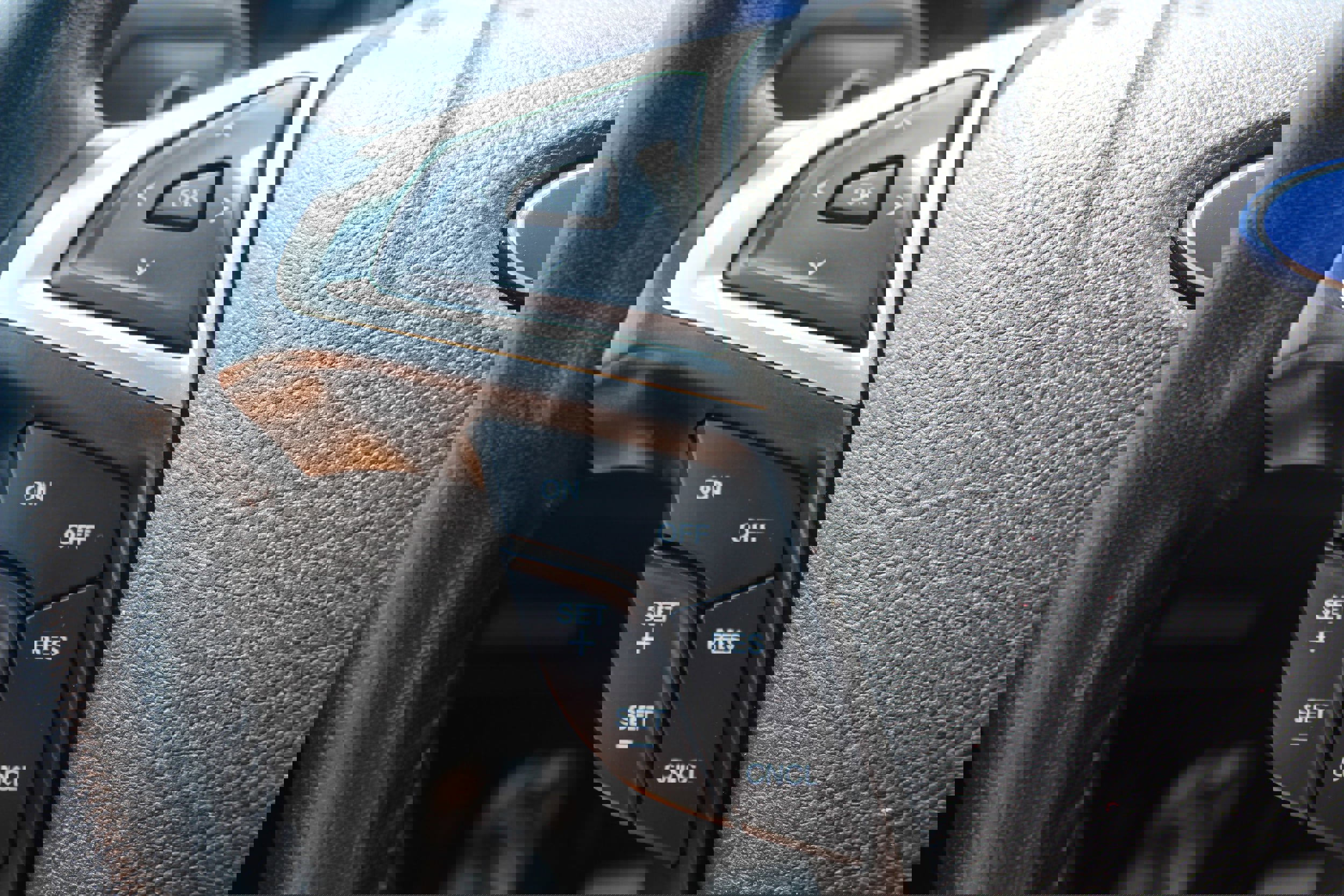 Used 2016 Ford Edge SEL w/ Equipment Group 201A image 10