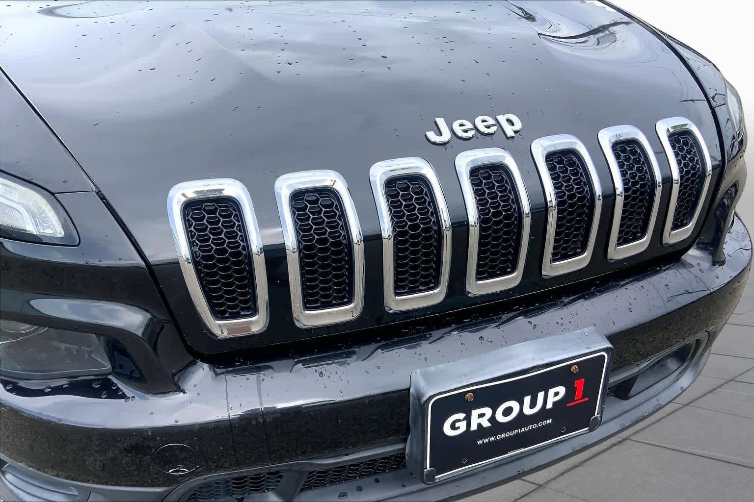 Used 2014 Jeep Cherokee Sport w/ Trailer Tow Group AWD/4WD image 28